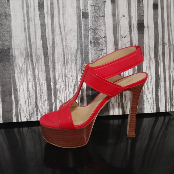 Michael Kors Berkley Leather Platform Sandal LACQUER RED Size 8 - Picture 2 of 4